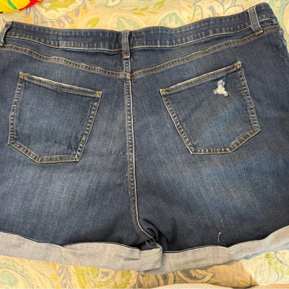 LC Lauren Conrad Blue Denim Shorts - Picture 3 of 3